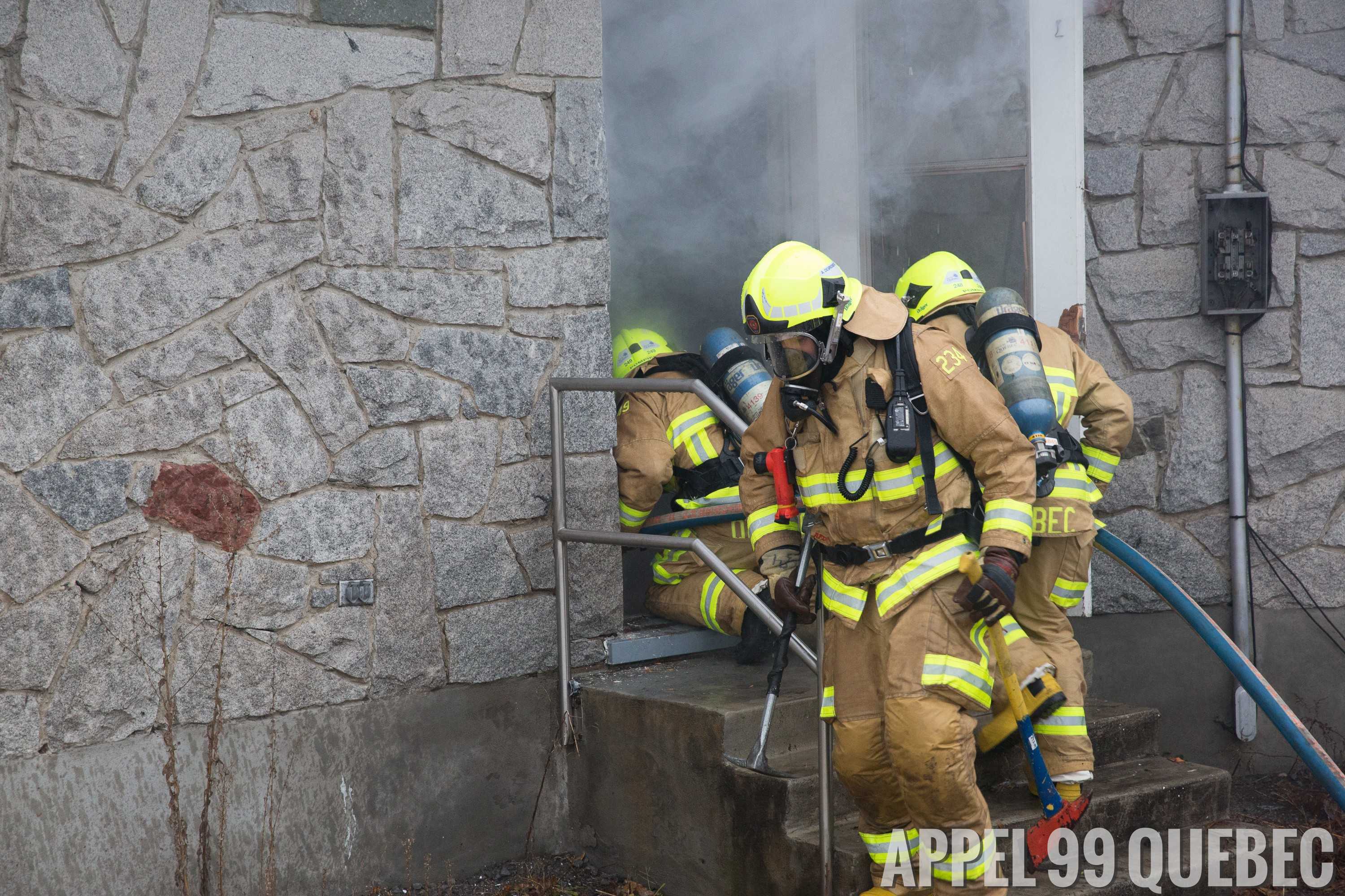 Attaque initiale, ventilation, tuyaux et lances