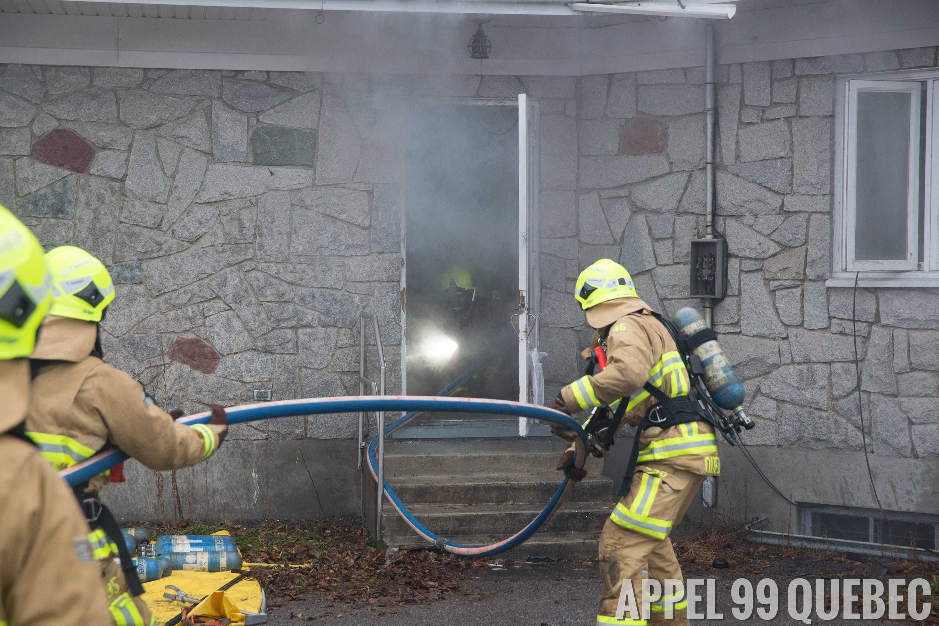 Attaque initiale, ventilation, tuyaux et lances