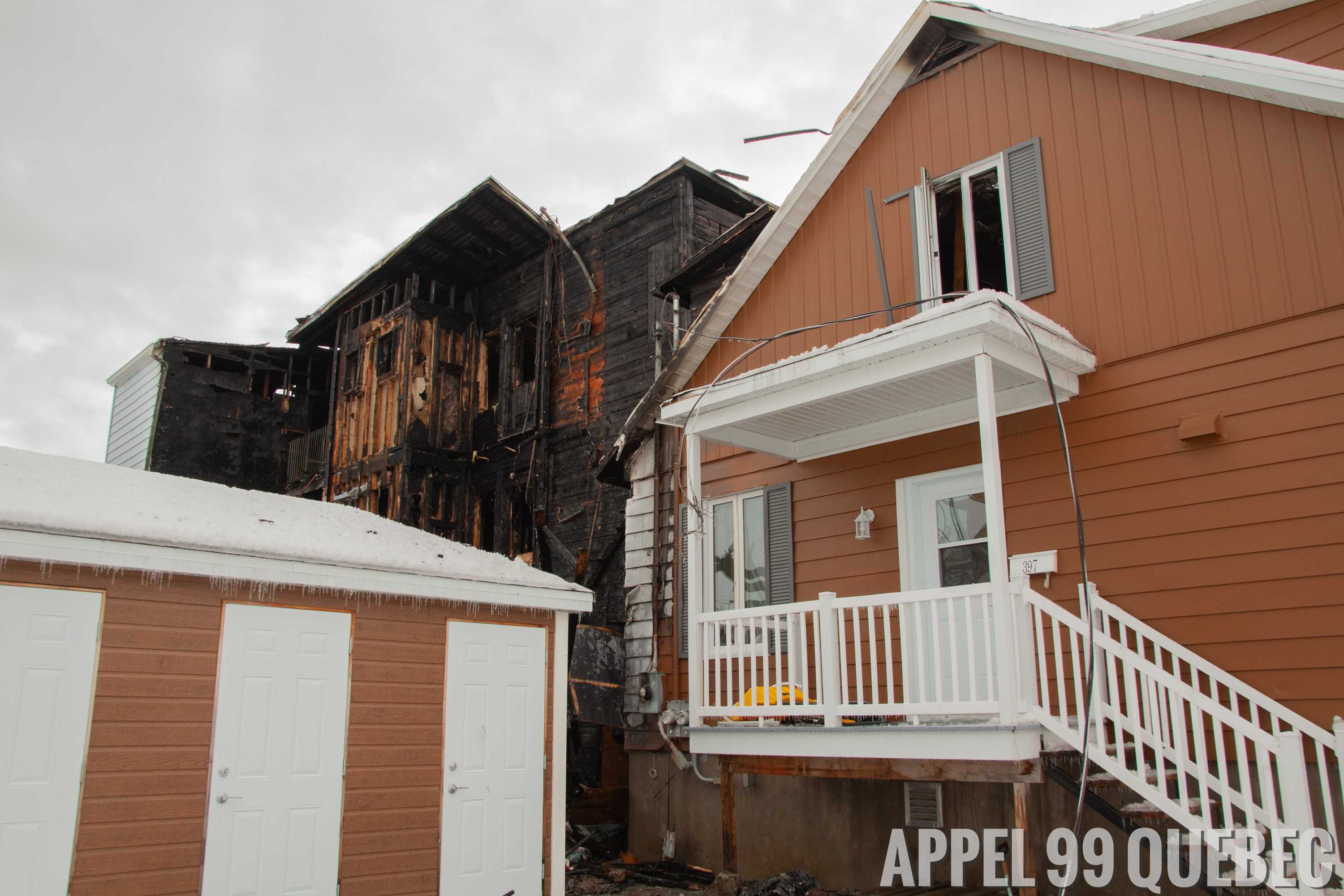 Photos prises le lendemain de l'incendie.